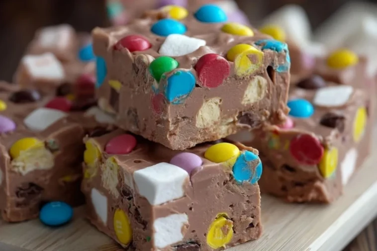 Fudge Au Chocolat Avec Guimauves Et M&Ms