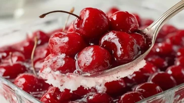 Cerises Sur La Neige