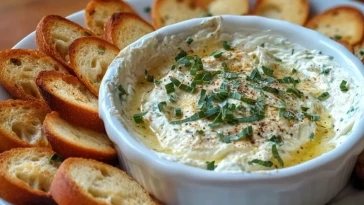 Dip Chaud au Boursin avec Crostini