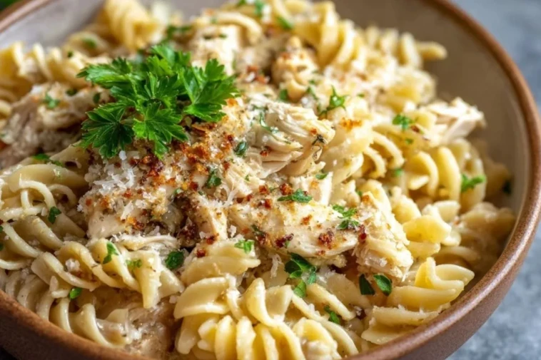 Pâtes au Poulet à lAil et au Parmesan