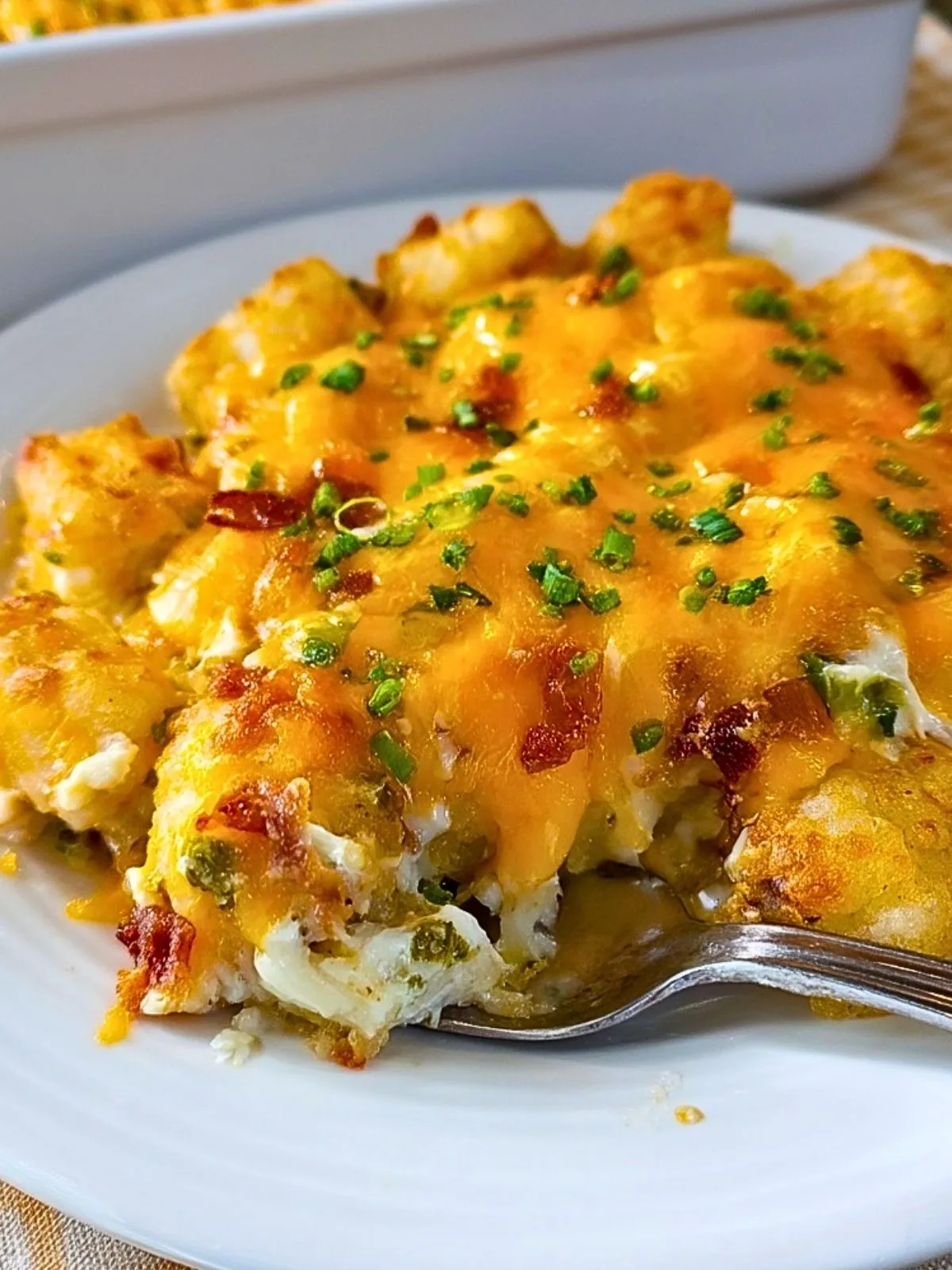 Casserole De Poulet Au Fromage Et Tater Tots (1)