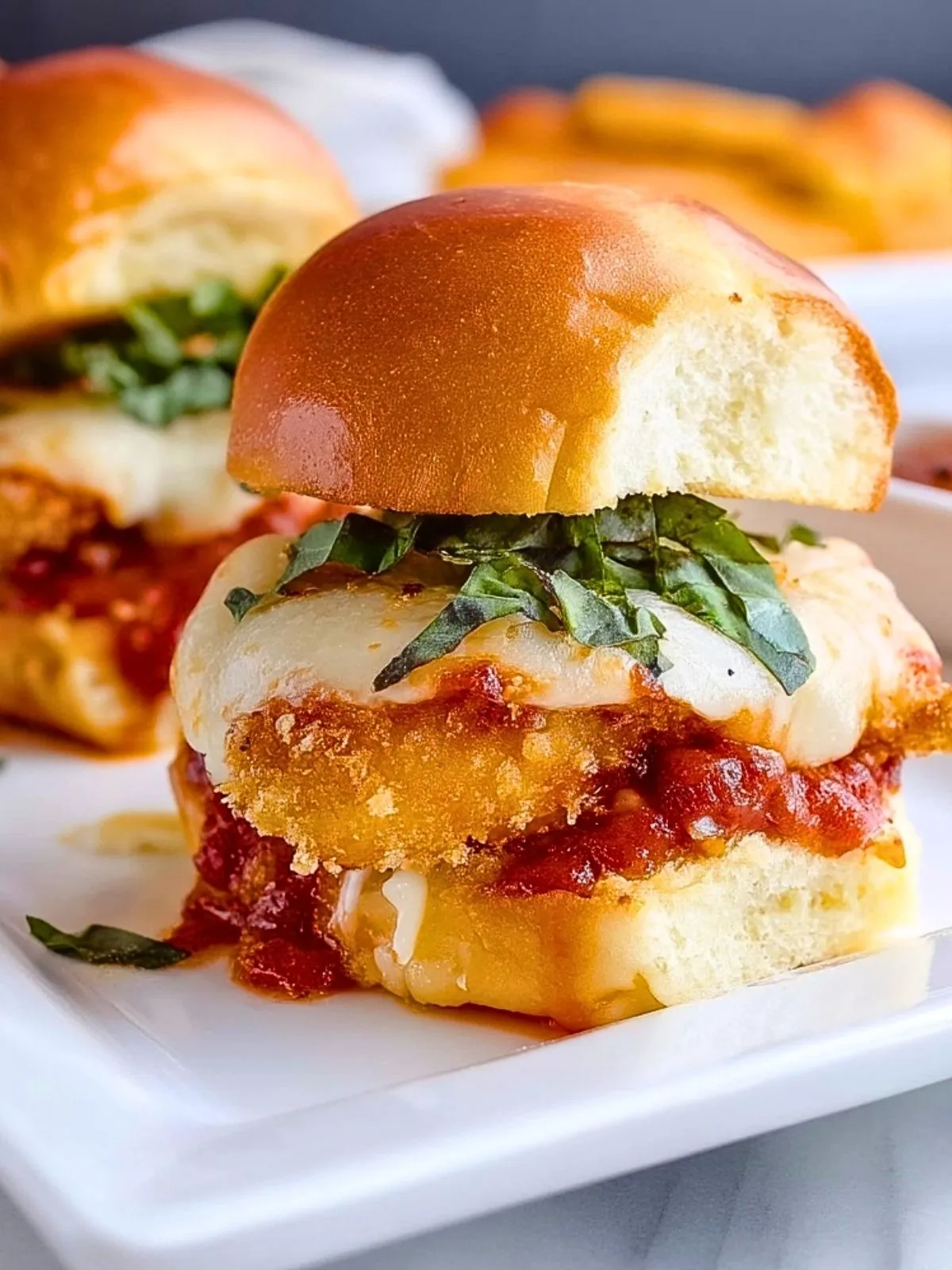 Mini-Burgers Au Poulet Parmesan (1)
